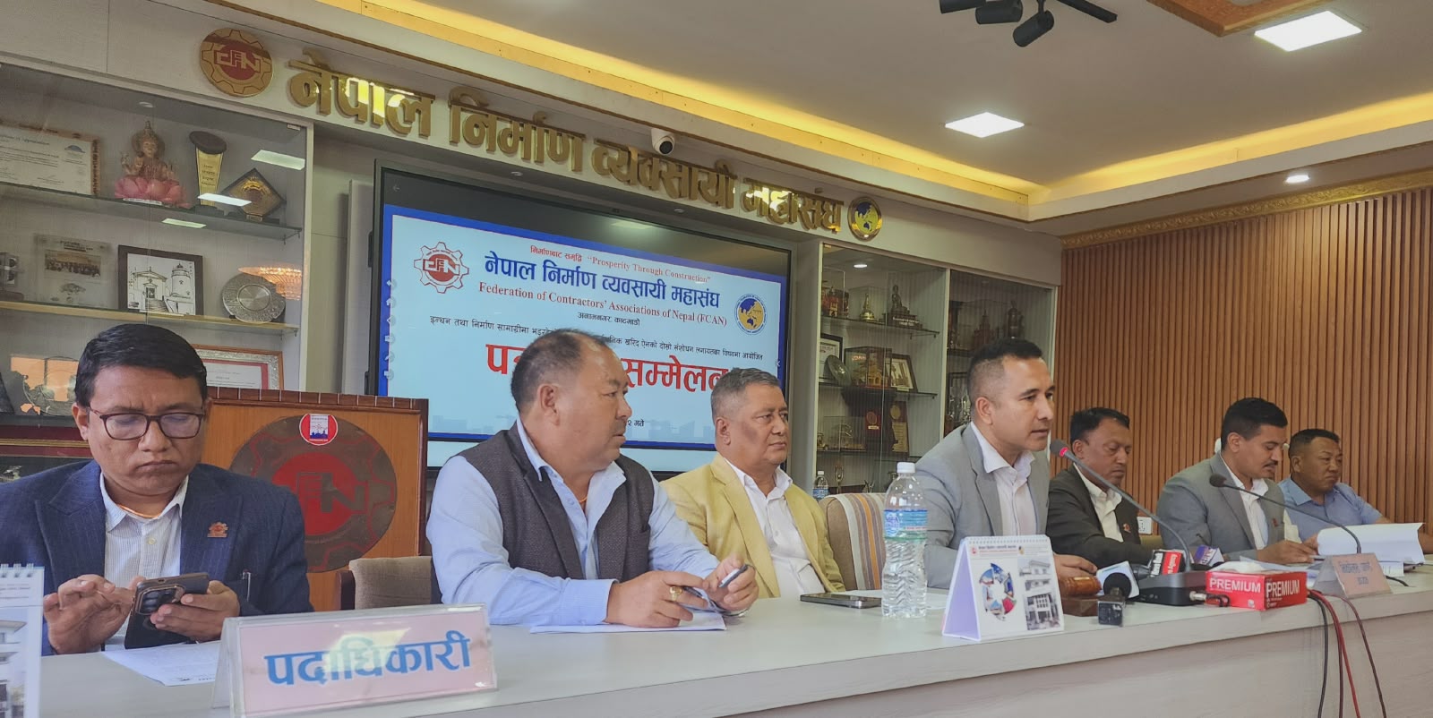 मूल्यवृद्धिले निर्माण क्षेत्र संकटमा